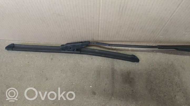 Citroen DS3 Windshield/front glass wiper blade 9683828480