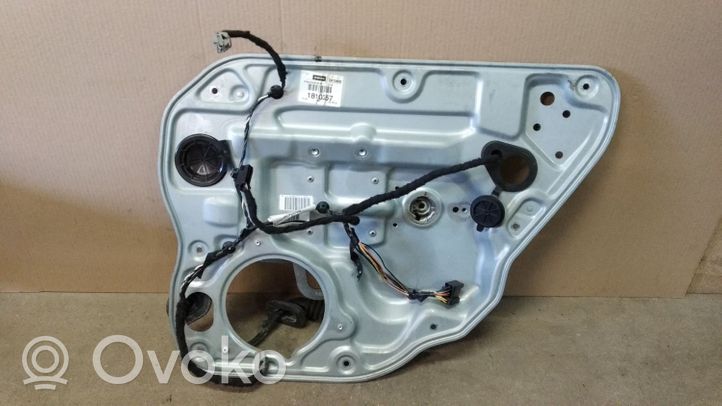 Volvo V50 Meccanismo di sollevamento del finestrino posteriore senza motorino 8679083