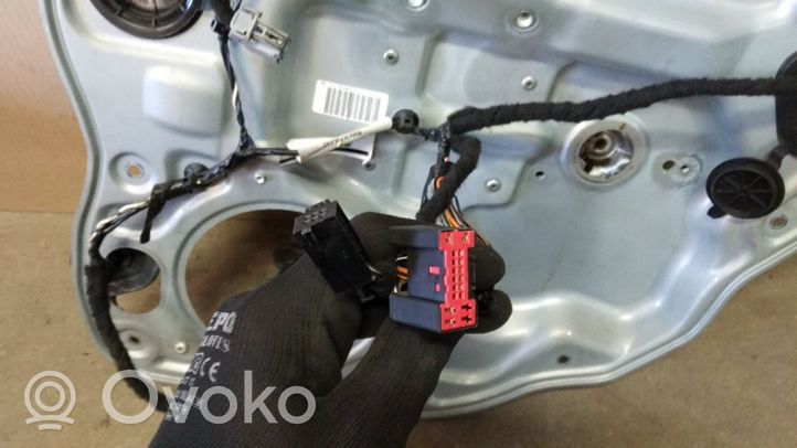 Volvo V50 Rear window lifting mechanism without motor 8679083