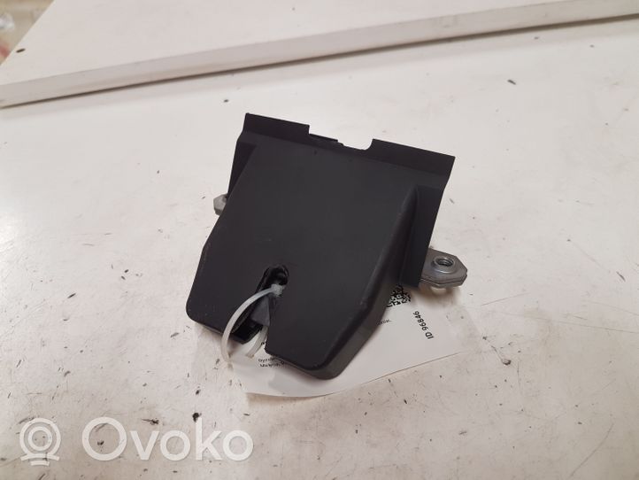 Volvo V40 Serrure de loquet coffre 31335870