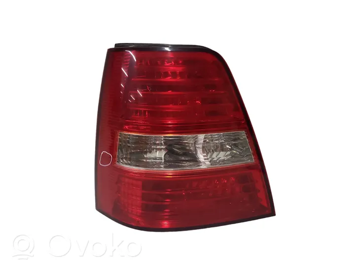 KIA Sorento Lampa tylna 9243E5