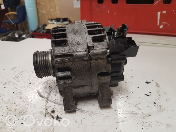 Volvo V40 Generatore/alternatore LRA03470