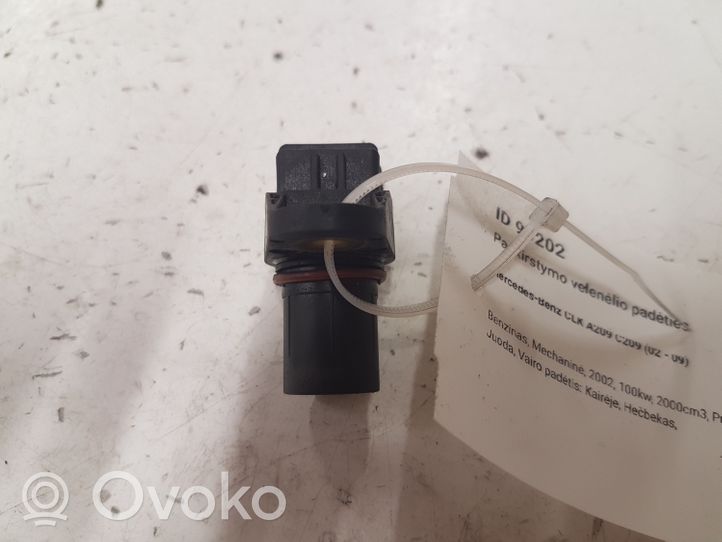 Mercedes-Benz CLK A209 C209 Nockenwellensensor Nockenwellenpositionssensor A0051531328