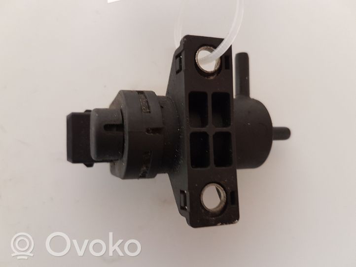 Renault Clio III Solenoidinis vožtuvas 8200762162