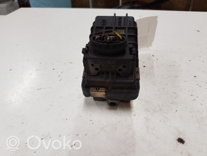 Jaguar S-Type Turbine electric control actuator 6NW009206