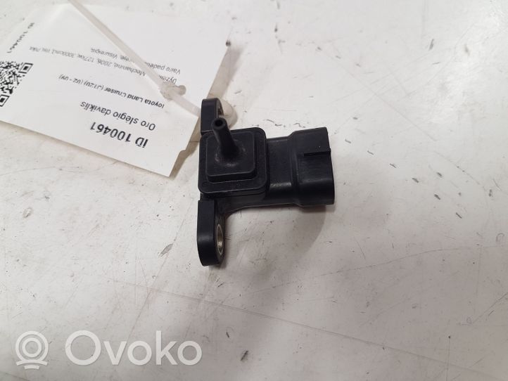 Toyota Land Cruiser (J120) Capteur de pression d'air 8942120200