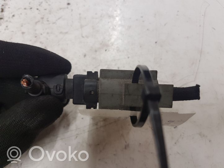 BMW 3 E90 E91 Electrovanne Soupape de Sûreté / Dépression 70078400