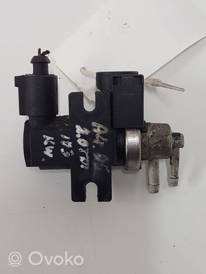 Audi A4 S4 B7 8E 8H Solenoidinis vožtuvas 8E0906627