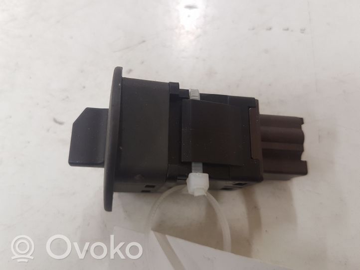 Renault Megane III Passenger airbag on/off switch 231701