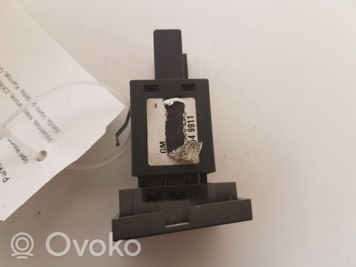 Opel Insignia A Parking (PDC) sensor switch 13138256