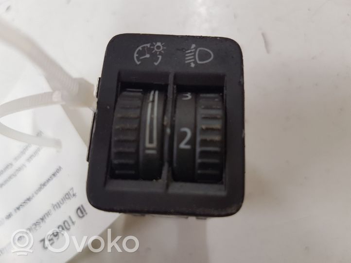 Volkswagen PASSAT B6 Przycisk / Pokrętło regulacji świateł 3C0941333A