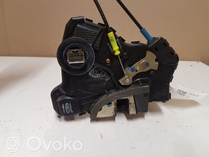 Toyota Avensis T250 Front door lock 2604