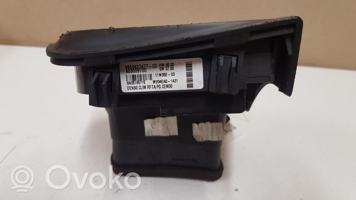 Citroen C4 Grand Picasso Boczna kratka nawiewu deski rozdzielczej 965962747700