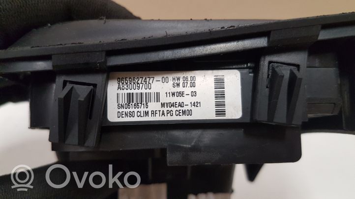 Citroen C4 Grand Picasso Boczna kratka nawiewu deski rozdzielczej 965962747700