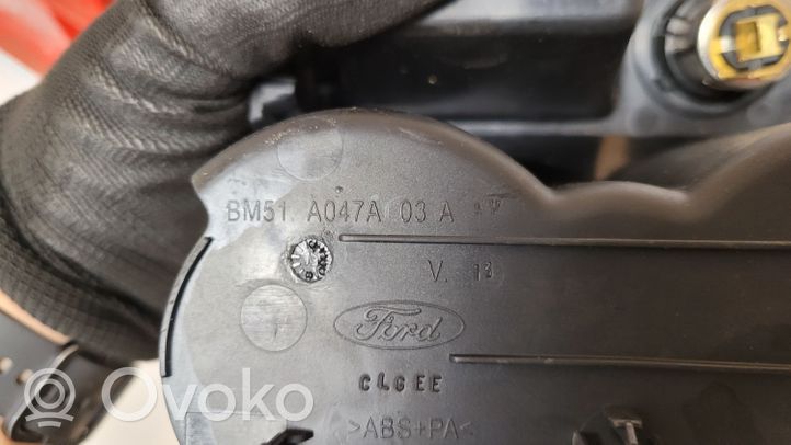 Ford Focus Puodelių laikiklio guminis paklotėlis BM51A047A03A