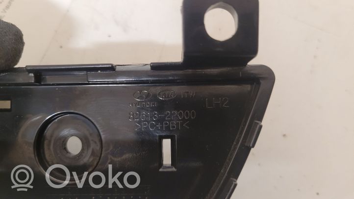 KIA Sorento Klamka wewnętrzna drzwi tylnych 826132P000