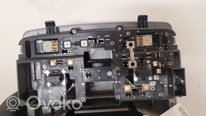 KIA Sorento Illuminazione sedili anteriori 928002PXXX