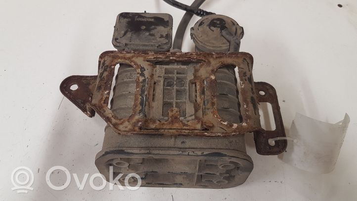 Toyota Prius (XW20) Aktivkohlefilter 7770447020