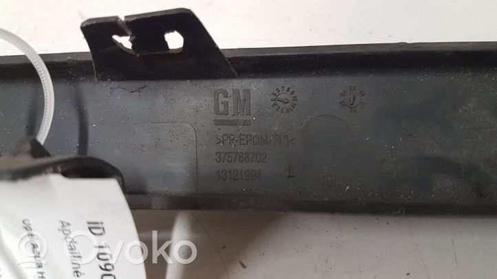 Opel Astra H Listwa zderzaka przedniego 375768702