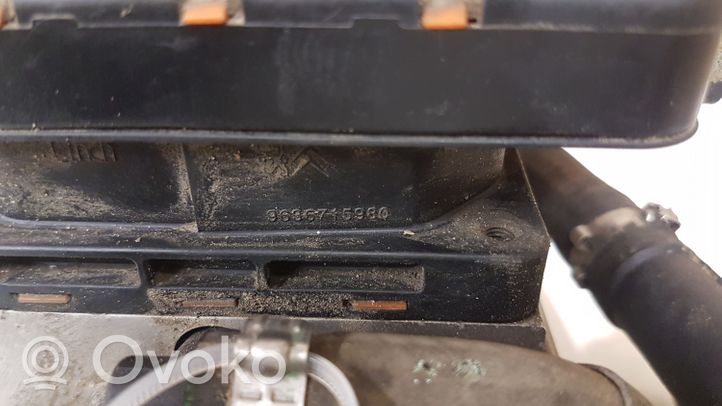 Citroen C5 Kompresor zawieszenia pneumatycznego osi przedniej 9636715980