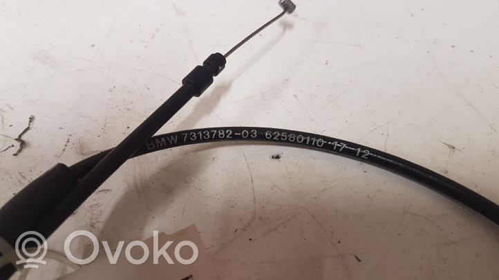 BMW 3 F30 F35 F31 Dzinēja pārsega slēdzenes trosīte 731378203