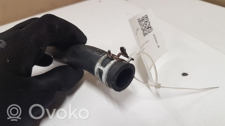 Volvo V40 Tuyau de liquide de refroidissement moteur 31319142