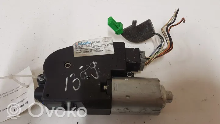 Volvo V50 Sunroof motor/actuator 4N51F53508AD