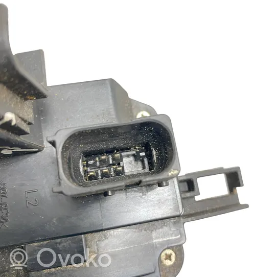 Opel Signum Zamek drzwi przednich 13210767