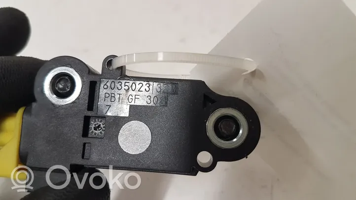 Opel Antara Czujnik uderzenia Airbag 96631484