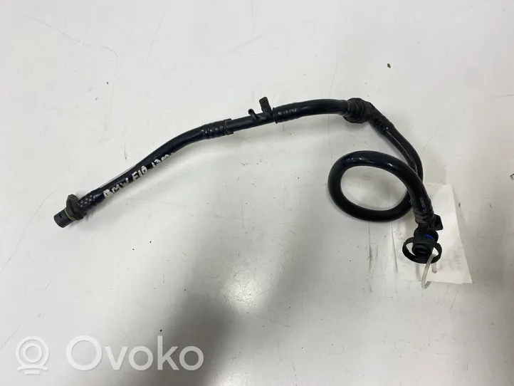 BMW 3 F30 F35 F31 Tuyau d'alimentation conduite de carburant 781120901