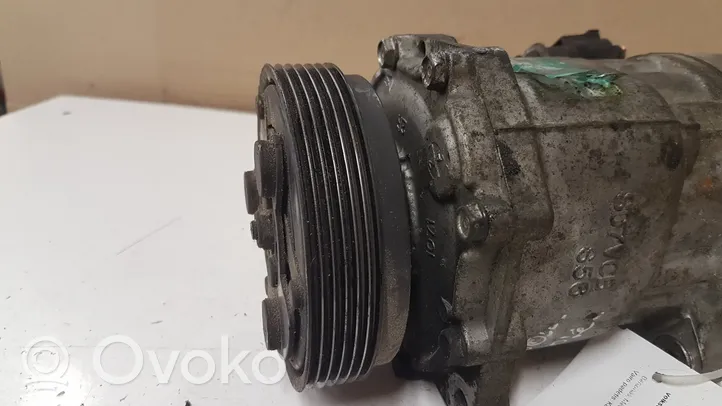 Volkswagen Golf IV Ilmastointilaitteen kompressorin pumppu (A/C) R134A