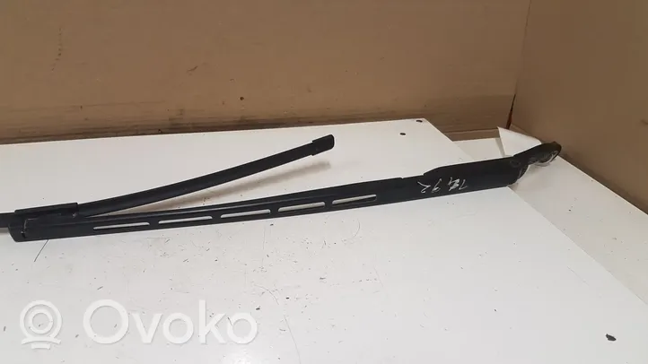 Citroen C4 I Priekinio stiklo valytuvų kojelė 9656189480