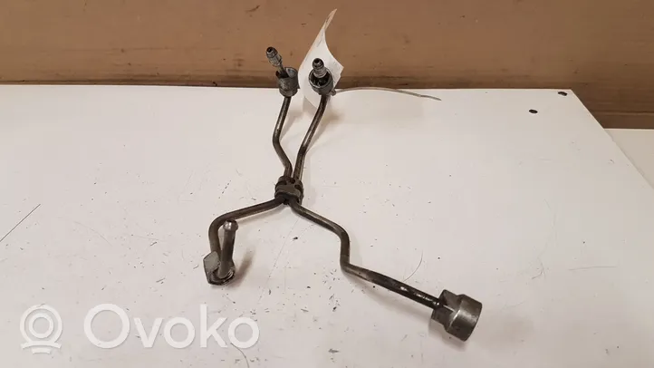 Volvo V40 Tuyau d'alimentation d'injecteur de carburant 