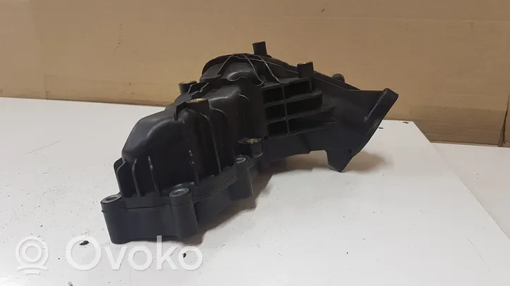 Volkswagen PASSAT CC Intake manifold 