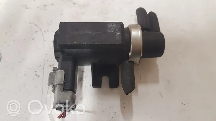 Jaguar S-Type Turbo solenoid valve 70051400