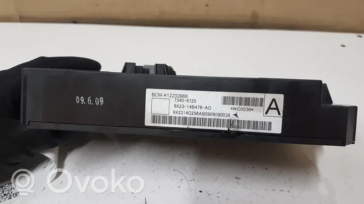 Jaguar XF X250 Fuse module 73409725