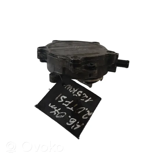 Audi A4 S4 B7 8E 8H Alipainepumppu 06D145100E