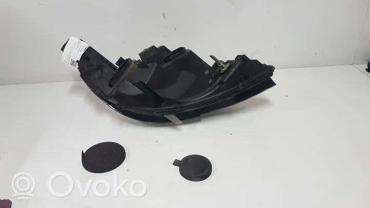 Peugeot 308 Lampa przednia 9800553280