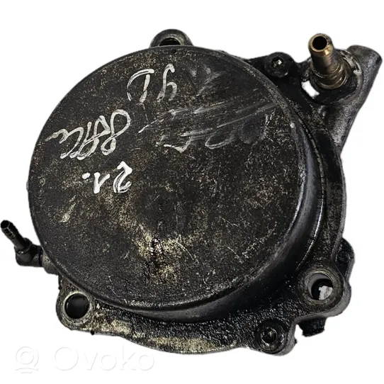 Opel Zafira B Vacuum pump 