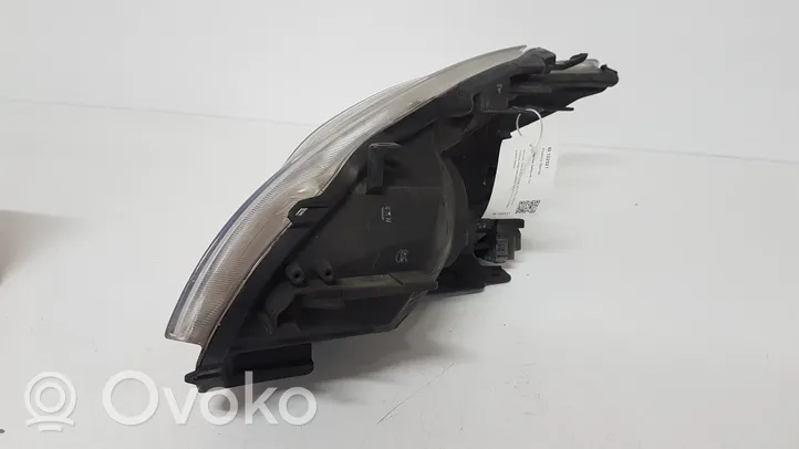 Toyota Prius (XW30) Faro/fanale A045053