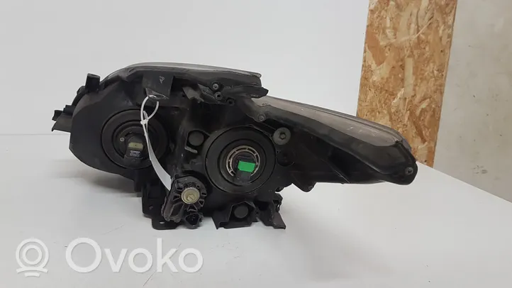 Toyota Prius (XW30) Faro/fanale A045053