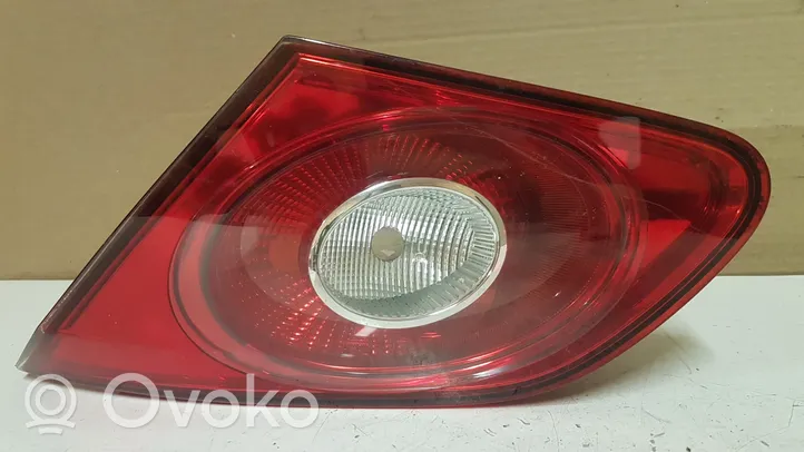 Volkswagen PASSAT CC Lampy tylnej klapy bagażnika 3C8945094F