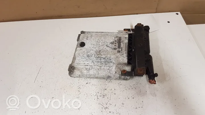 Volkswagen PASSAT CC Engine control unit/module 03L907309