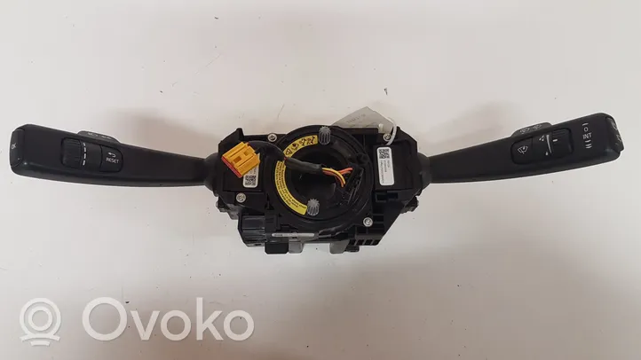 Volvo V40 Leva/interruttore dell’indicatore di direzione e tergicristallo 31343022