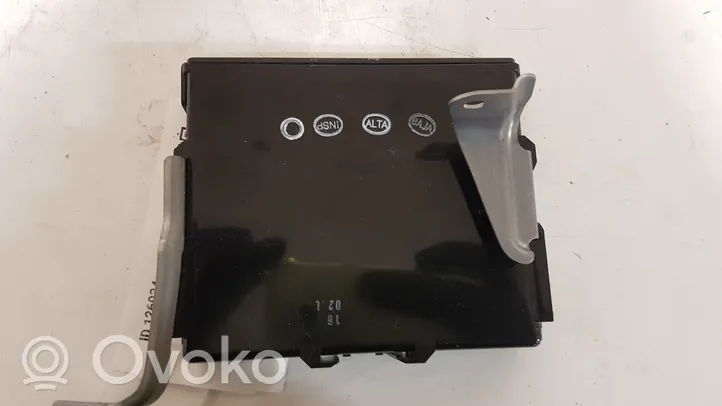 Toyota Avensis T270 Steuergerät Batterie Bordnetz 8969005020