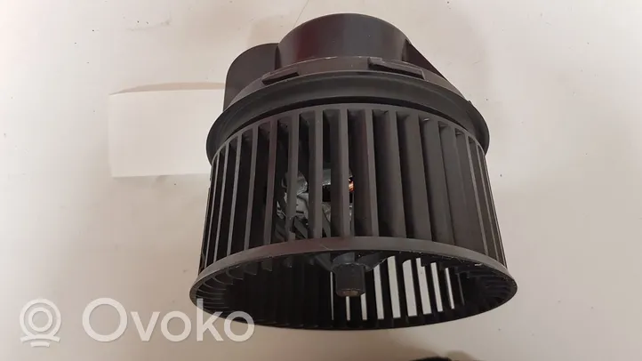 Volvo V40 Ventola riscaldamento/ventilatore abitacolo AV6N18456AA