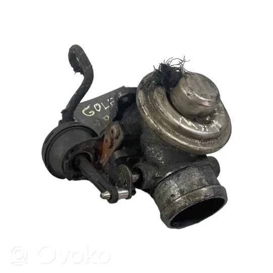 Volkswagen Golf IV Valvola EGR 038129637B