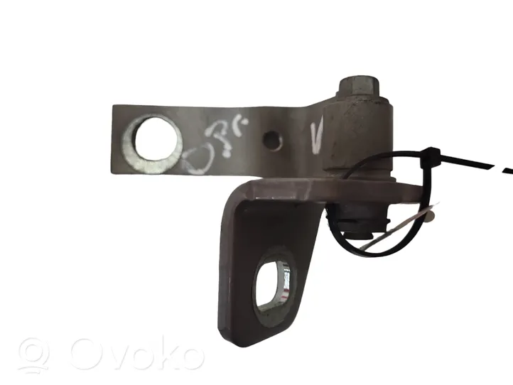 Ford Focus Front door upper hinge AM51U22800AD