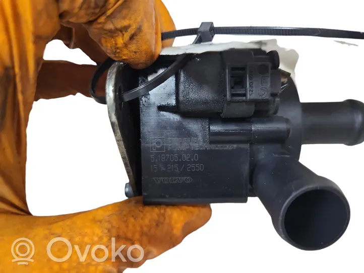 Volvo V60 Pompa cyrkulacji / obiegu wody 704773000