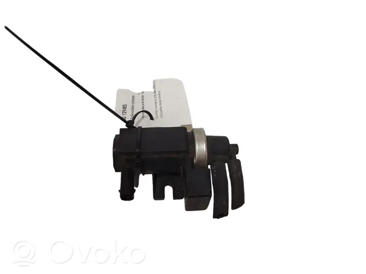 Mercedes-Benz A W169 Turbo solenoid valve A0051535528